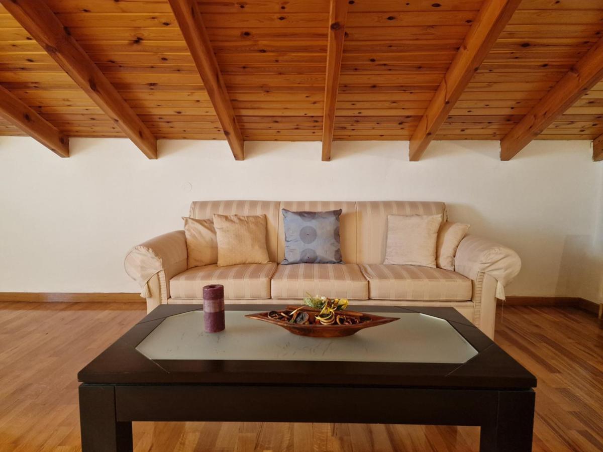 Villa Liana : Luxury Villa With Fantastic Sea View, Near Airport Pórto Ráfti Esterno foto